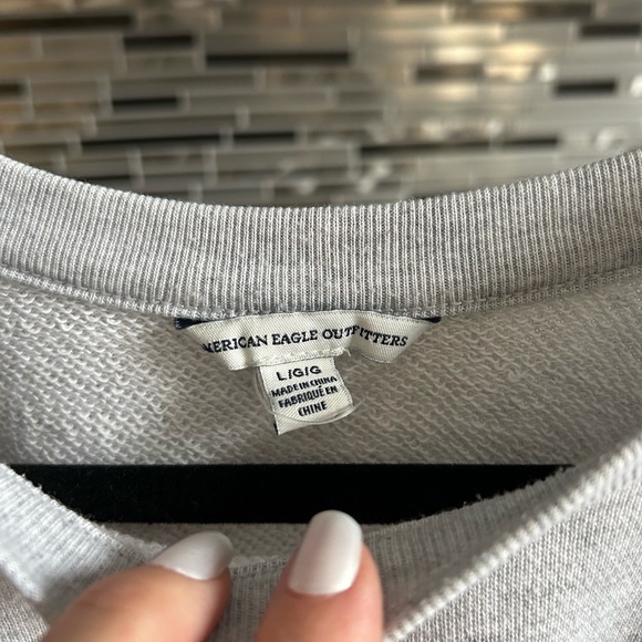 Grey cold shoulder zipper sweatshirt - Picture 4 of 4